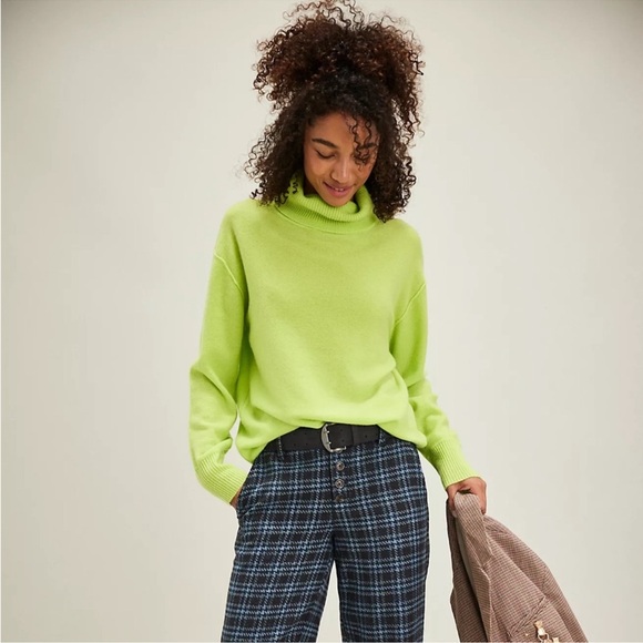 NWT Free People “Treasure” 100% Cashmere Turtleneck Sweater in Lime Punch - Picture 2 of 9